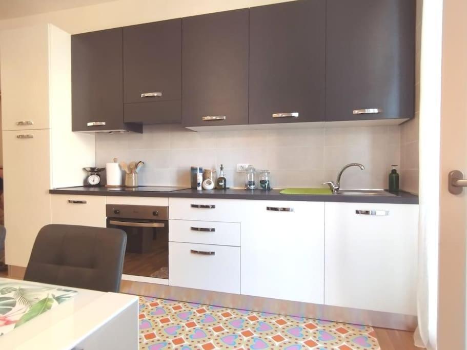 A Ca' Du Barba Ale Apartamento La Spezia Exterior foto